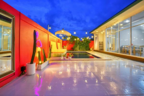 5 mins drive to Berawa beach - Cozy 2BR - Netflix